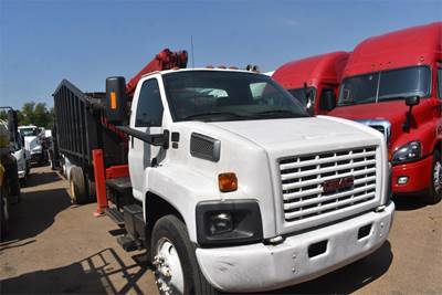 GMC TopKick C8500 Grapple Truck - Isuzu, 300HP, Automatic