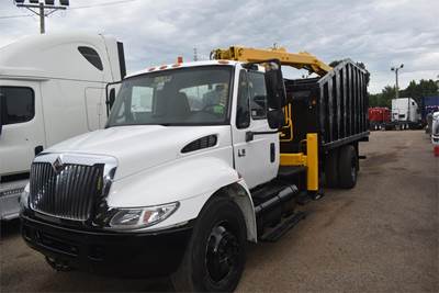 International DuraStar 4300 Grapple Truck - DT466, 250HP, Automatic