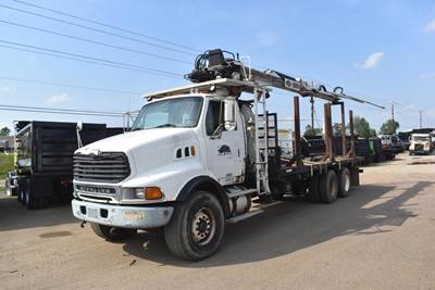 Sterling L9500 Tandem Axle Grapple Truck - Mercedes-Benz, 450HP, 10 Speed Manual