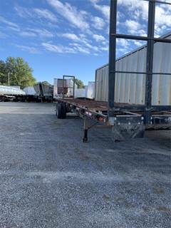 Wade 45x102 Tandem Axle Steel Livestock Trailer - Spring, Fixed Axle