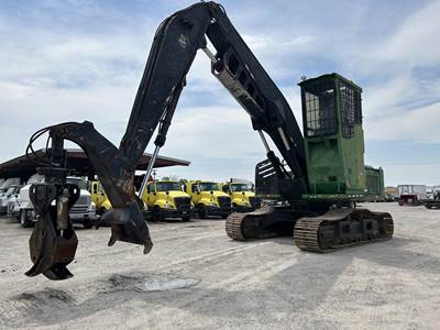 John Deere 3754D Log Loader