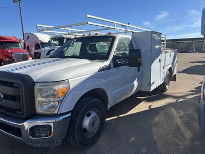 Ford F-350 XL Mechanic / Service Truck - 6.2L FLEX FUEL V8, Automatic