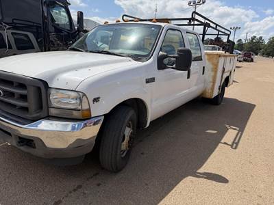 Ford F-350 XL Mechanic / Service Truck - 6.8L TRITON V10, Automatic