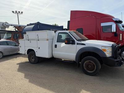 Ford F-450 Mechanic / Service Truck - 6.8L, Automatic