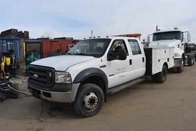 Ford F-550 Mechanic / Service Truck - 6.0L POWER STROKE, 325HP, Automatic