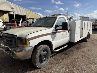 Ford F-550 Mechanic / Service Truck - 7.3L POWER STROKE, 5 Speed Manual