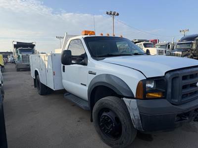 Ford F-550 Mechanic / Service Truck - 6.0L POWER STROKE, 305HP, Automatic