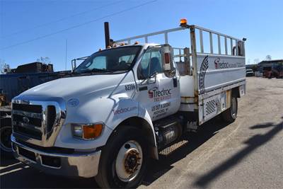 Ford F-750 Mechanic / Service Truck - Cummins, 260HP, Automatic