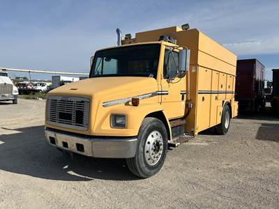 Freightliner FL70 Mechanic / Service Truck - Caterpillar, 250HP, Automatic
