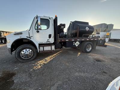 Freightliner M2 106 Mechanic / Service Truck - Mercedes-Benz, 260HP, Automatic