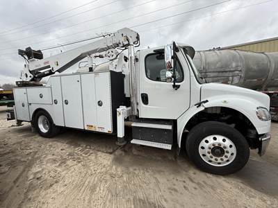 Freightliner M2 106 Mechanic / Service Truck - Cummins, 350HP, 10 Speed Manual