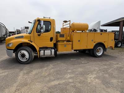 Freightliner M2 106 Mechanic / Service Truck - Cummins, 260HP, Automatic