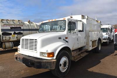 International 4700 Mechanic / Service Truck - T444E, 210HP, Automatic