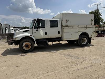 International DuraStar 4200 Mechanic / Service Truck - VT365, 230HP, Automatic