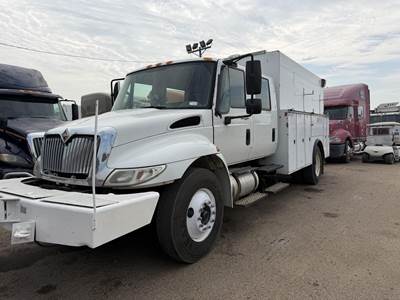International DuraStar 4300 Mechanic / Service Truck - 230HP, Automatic