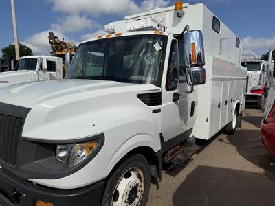 International TerraStar Mechanic / Service Truck - 220HP, Automatic