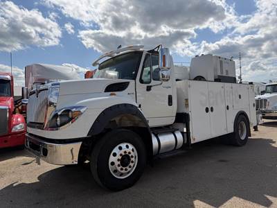 International WorkStar 7600 Mechanic / Service Truck - 430HP, 10 Speed Manual