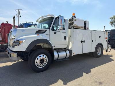 International WorkStar 7600 Mechanic / Service Truck - 430HP, 10 Speed Manual