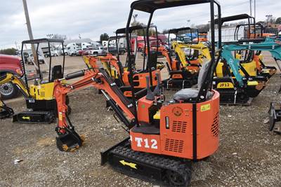AGROTK T12 Mini Excavator