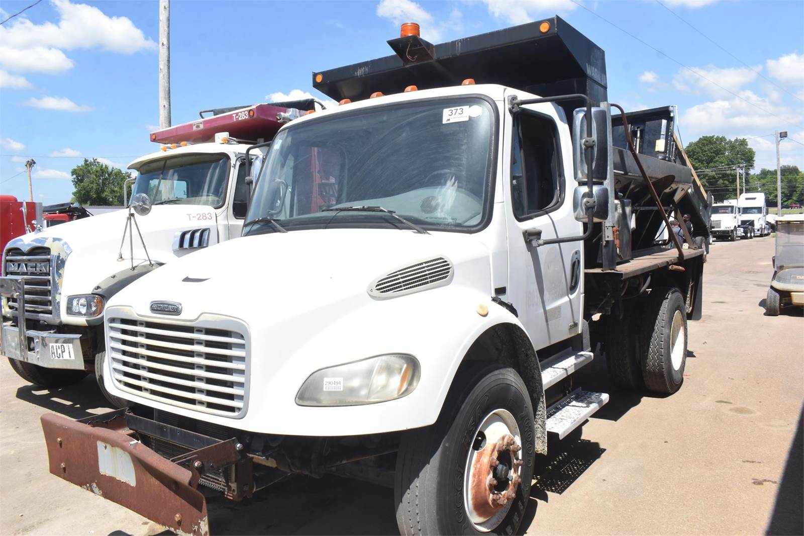 2004 Freightliner M2 106 Single Axle Mixer / Ready Mix / Concrete Truck