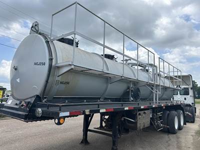 DOMATEX ACID TANK TRAILER/ 5460 GALLON Non Code Tank Trailer