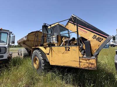 Caterpillar D300E Off-Highway Truck