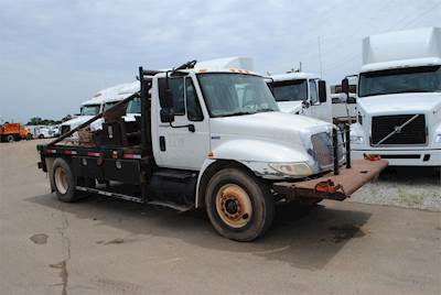International DuraStar 4300 Single Axle Oil Field Truck - DT, 250HP