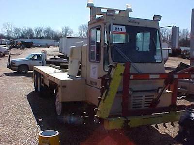 GMC 9500 Tandem Axle Truck - Detroit, 240HP