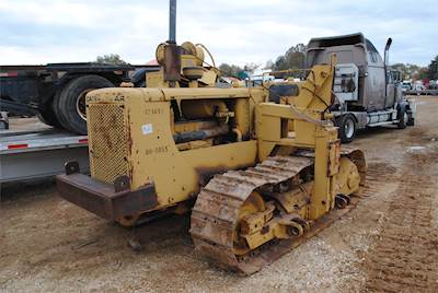 Caterpillar 561C Pipelayer