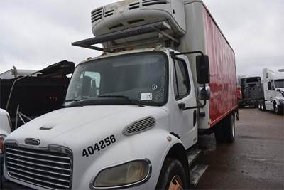 Freightliner M2 106 20 ft Refrigerated Truck - 230HP, Automatic, Thermo King