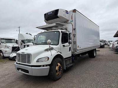 Freightliner M2 106 26 ft Refrigerated Truck - 240HP, Automatic, Carrier, Liftgate