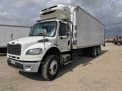 Freightliner M2 106 26 ft Refrigerated Truck - 350HP, Automatic, Thermo King