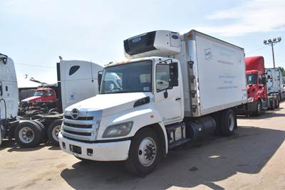Hino 268 16 ft Refrigerated Truck - 220HP, Automatic, Carrier