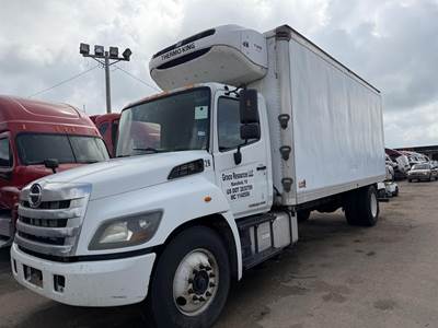 Hino 268 20 ft Refrigerated Truck - 240HP, Automatic, Thermo King, Liftgate