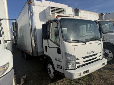 Isuzu NPR Refrigerated Truck - Automatic, Thermo King, Liftgate