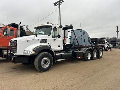 Mack Granite CTP713 Tri Axle Roll Off Truck - MP7, 405HP, 8Ll Manual