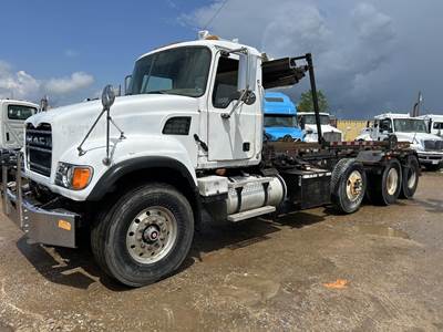 Mack Granite CV713 Tri Axle Roll Off Truck - 370HP, 10 Speed Manual