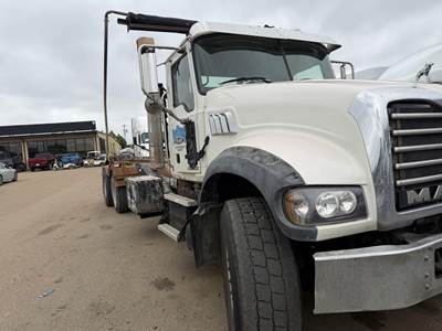 Mack Granite GU713 Roll Off Truck - MP7, 395HP, 10 Speed Manual