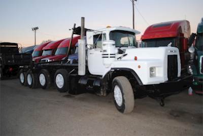 Mack RB688S Quad Axle Roll Off Truck - E-7, 350HP, 8LL