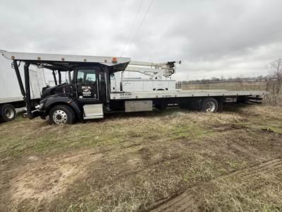 Kenworth T370 Single Axle Rollback Tow Truck - Paccar, 315HP, 10 Speed Manual