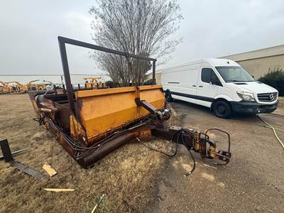 Reynolds 13P Pull Scraper