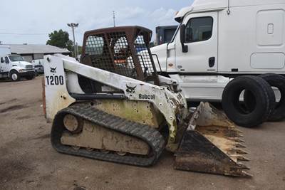 Bobcat T200 Skid Steer