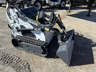 JQ POWER JQ400 Skid Steer