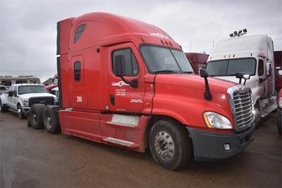 Freightliner Cascadia 125 Sleeper Semi Truck - 75" Raised Roof Sleeper, Detroit 455HP, 10 Speed Manual