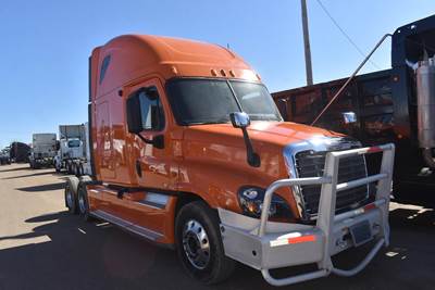 Freightliner Cascadia 125 Sleeper Semi Truck - 74" Mid Roof Sleeper, Detroit 455HP, 10 Speed Manual