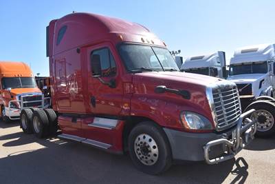 Freightliner Cascadia 125 Sleeper Semi Truck - 75" Raised Roof Sleeper, Detroit 455HP, 10 Speed Manual