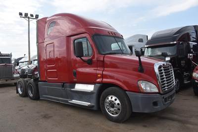 Freightliner Cascadia 125 Sleeper Semi Truck - 75" Raised Roof Sleeper, Detroit 455HP, 12 Speed Dt12 Amt