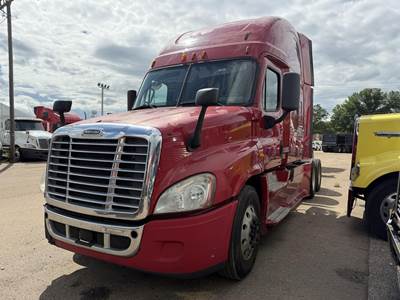 Freightliner Cascadia 125 Sleeper Semi Truck - 75" Raised Roof Sleeper, Detroit 455HP, 10 Speed Manual