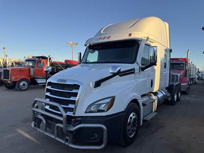 Freightliner Cascadia 126 Sleeper Semi Truck - 75" Raised Roof Sleeper, Detroit 505HP, 12 Speed Dt12 Amt