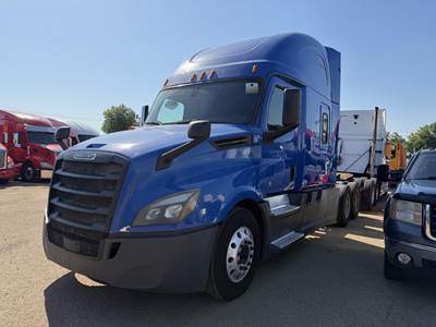 Freightliner Cascadia 126 Sleeper Semi Truck - 75" Raised Roof Sleeper, Detroit 455HP, 12 Speed Dt12 Amt